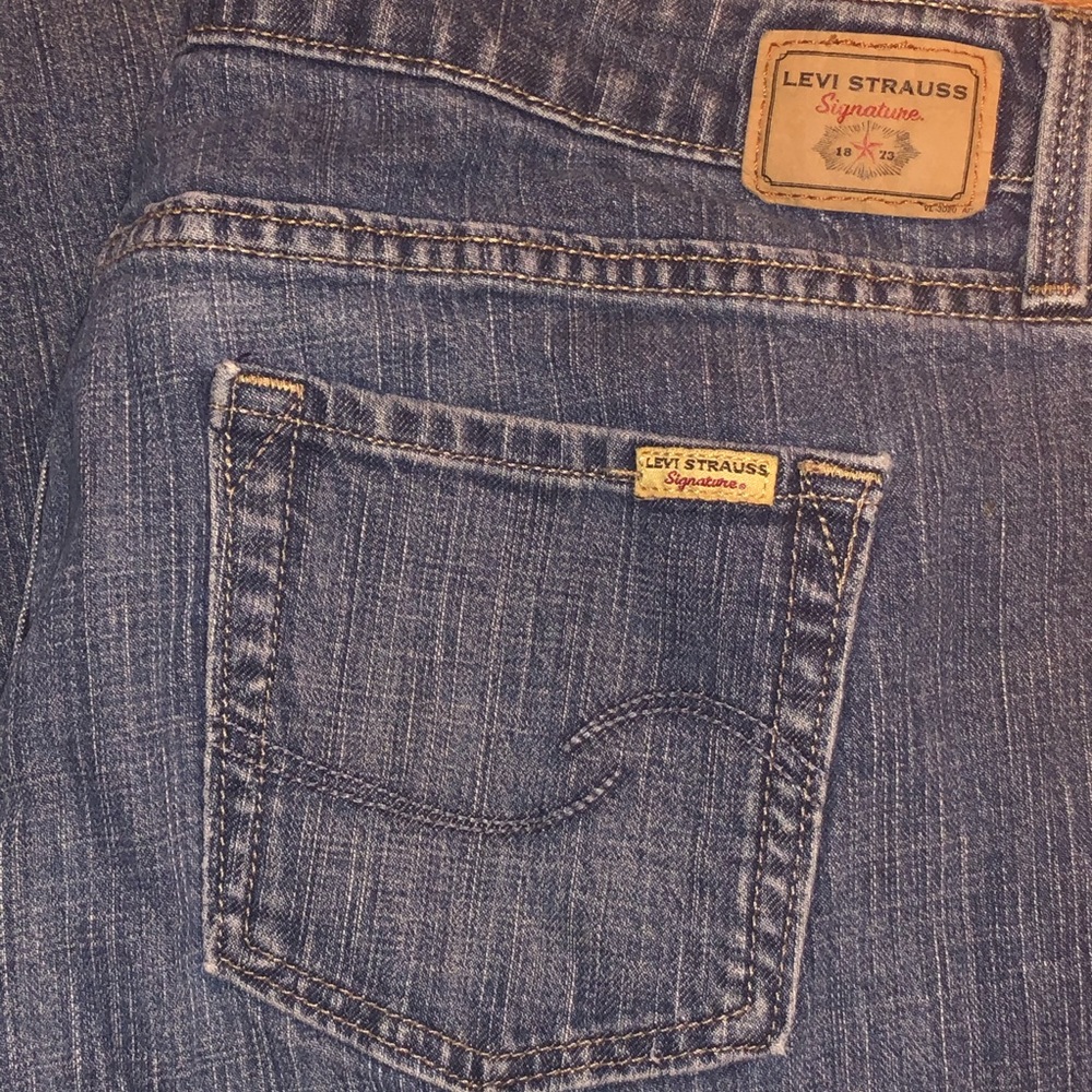 Levi Strauss Low Rise Bootcut jeans, Misses 16M